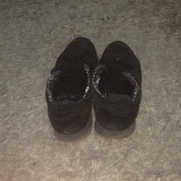 Reebok Classics - Picture 3 of 3